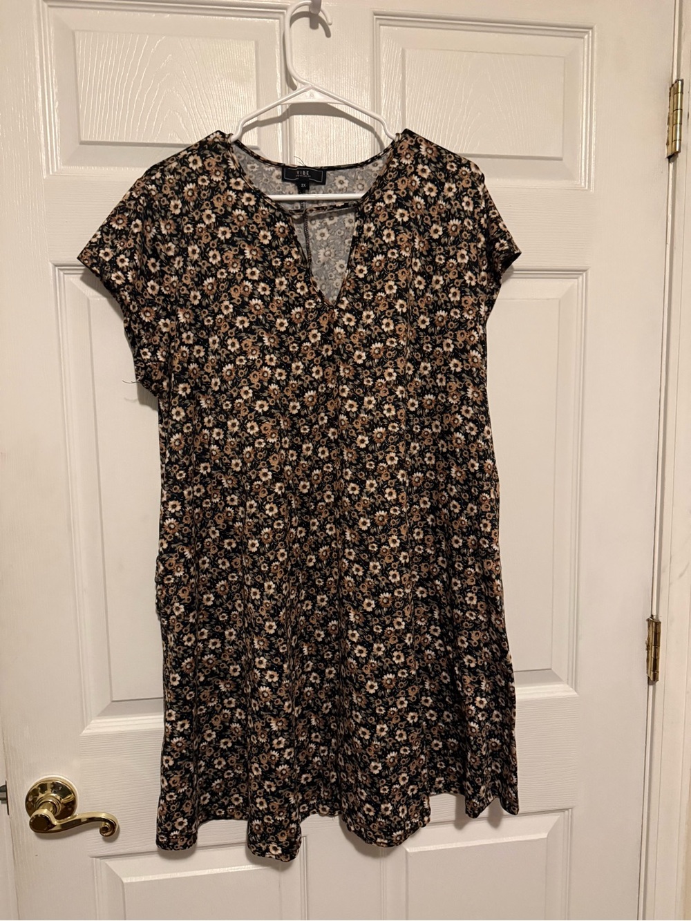 Vibe Black Floral Short-Sleeve Mini Dress